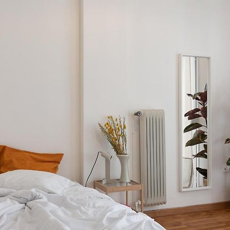 Studio With Sunny Balcony In Exarcheia 아테네 외부 사진